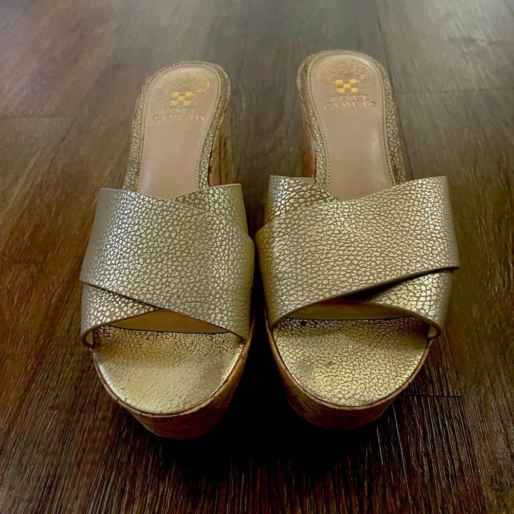 Vince Camuto wedge hill sandal